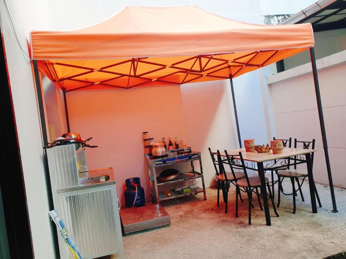 Kru Nat'S Bed & Breakfast W/ Private Rooms & Gym Bangkok Exterior foto