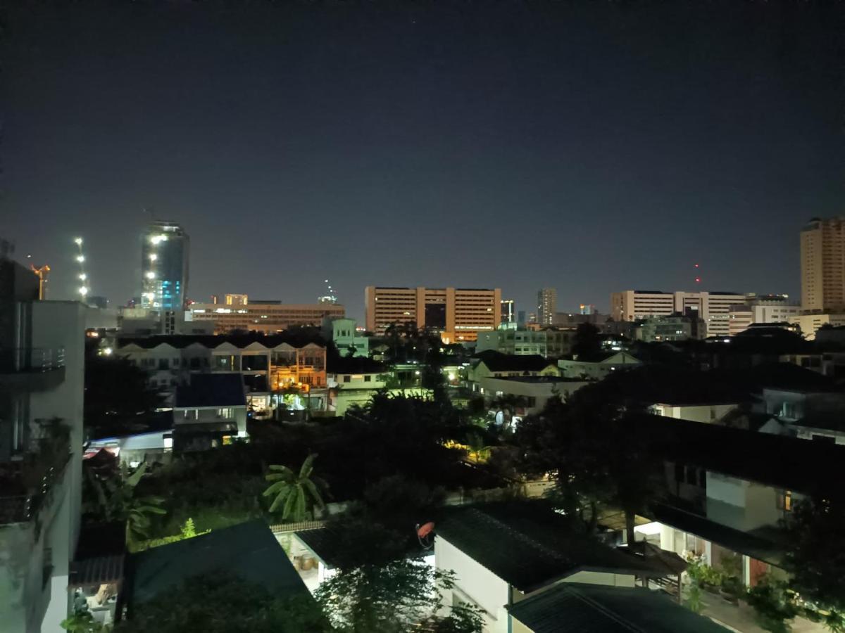 Kru Nat'S Bed & Breakfast W/ Private Rooms & Gym Bangkok Exterior foto